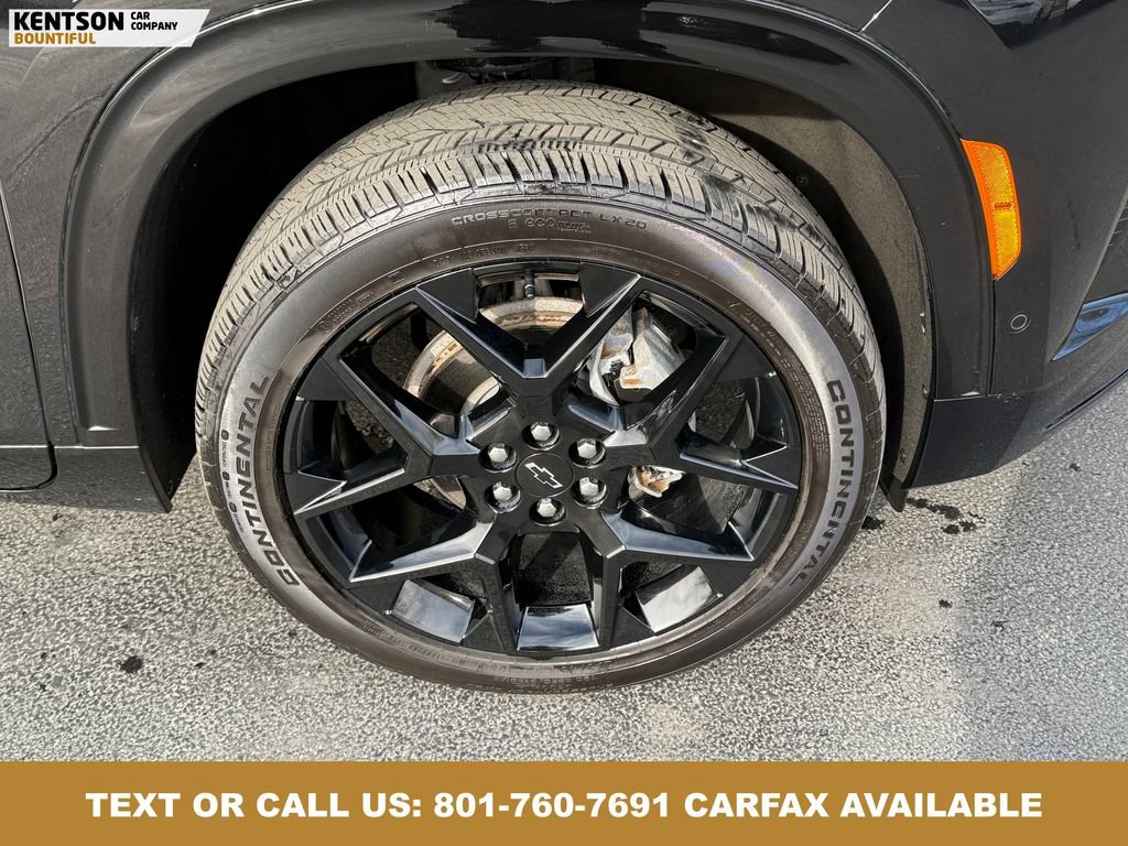 Used 2024 Chevrolet Traverse RS image 14