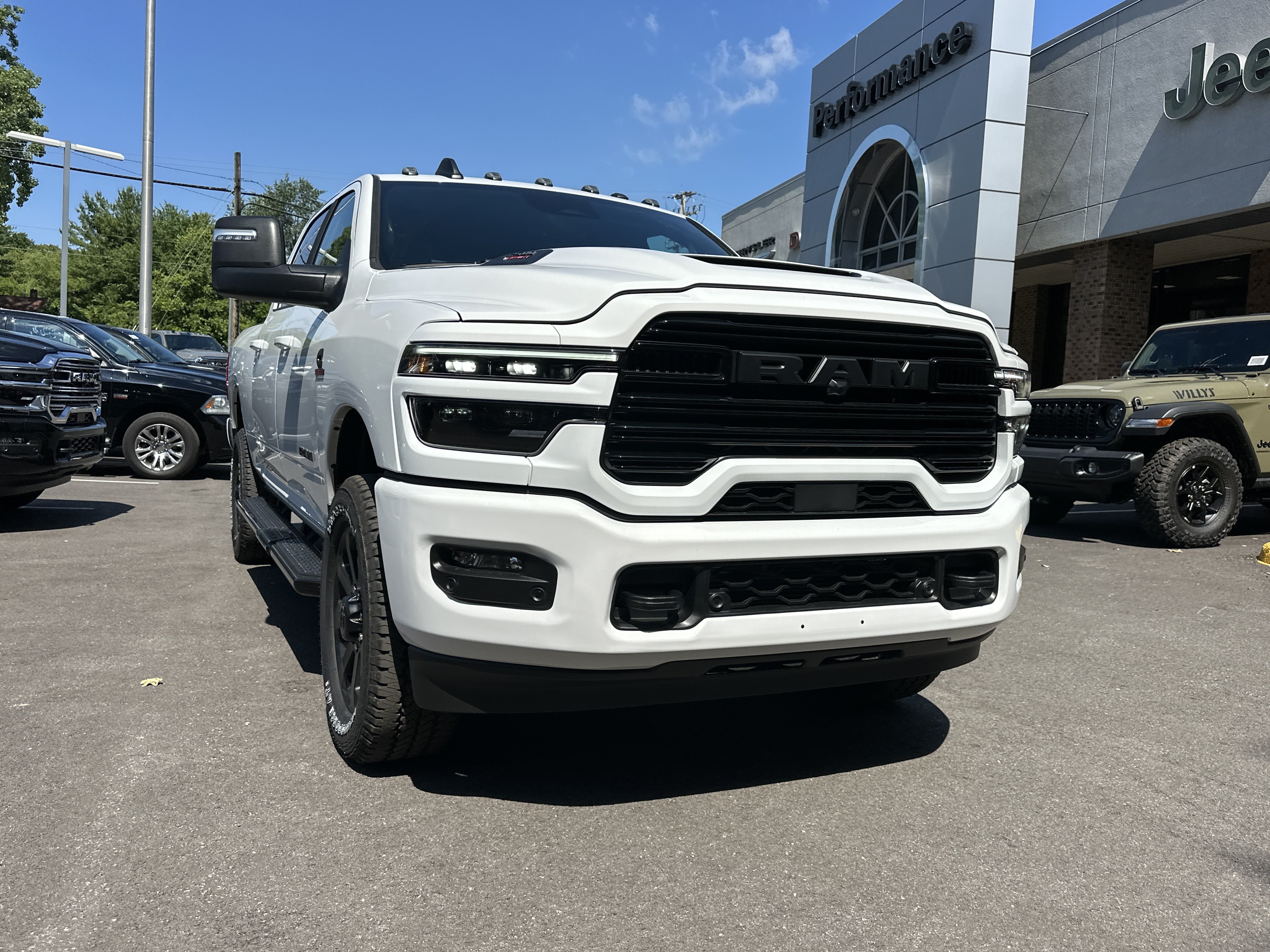 New 2026 RAM 2500 Laramie AWD/4WD image 20