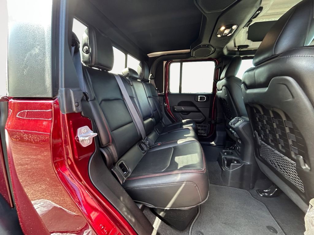 Used 2021 Jeep Gladiator Rubicon image 11