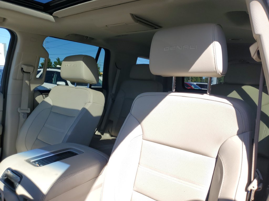 Used 2020 GMC Yukon Denali w/ Denali Ultimate Package AWD/4WD image 13