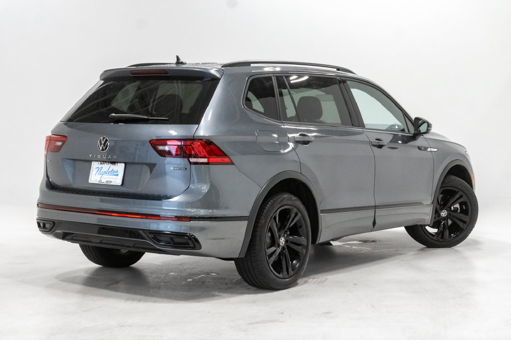 Used 2023 Volkswagen Tiguan SE R-Line AWD/4WD image 31