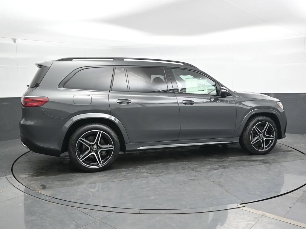 New 2026 Mercedes-Benz GLS 450 4MATIC image 3