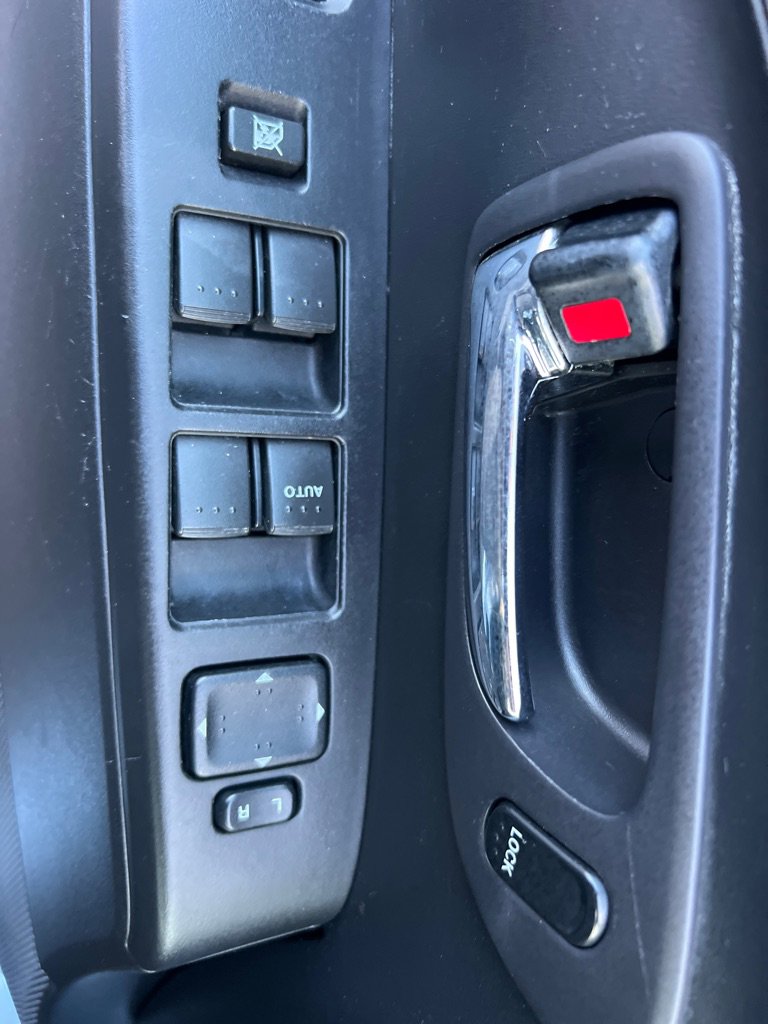 Used 2013 MAZDA MAZDA5 Touring image 24