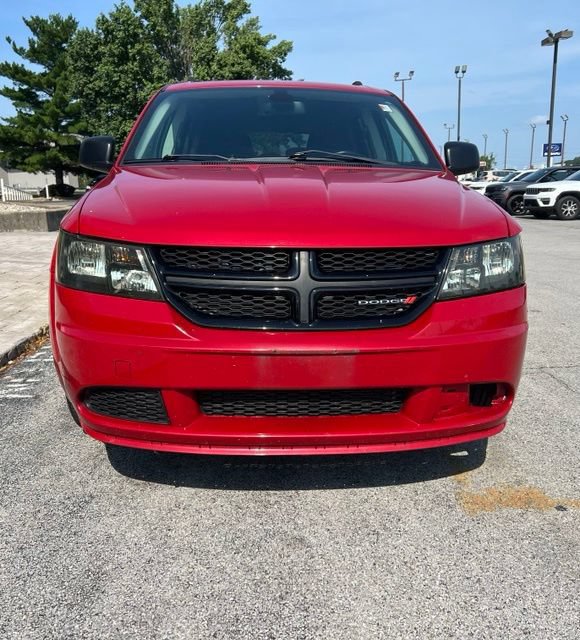 Used 2020 Dodge Journey SE w/ SE Popular Equipment Group FWD image 4