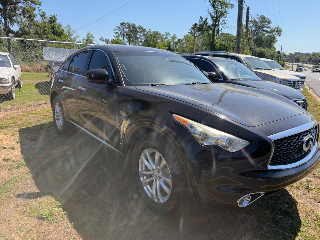 Used 2017 INFINITI QX70 2WD image 4