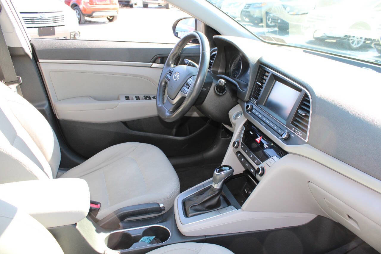 Used 2018 Hyundai Elantra Value Edition image 12