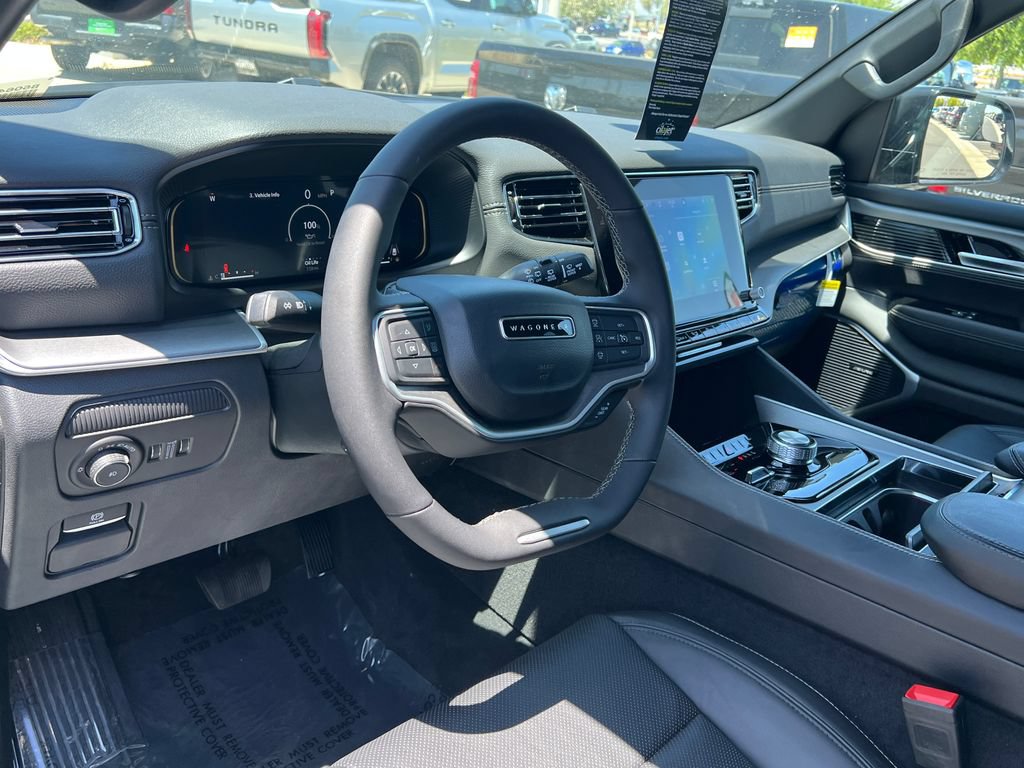New 2025 Jeep Wagoneer L Series II AWD/4WD image 19