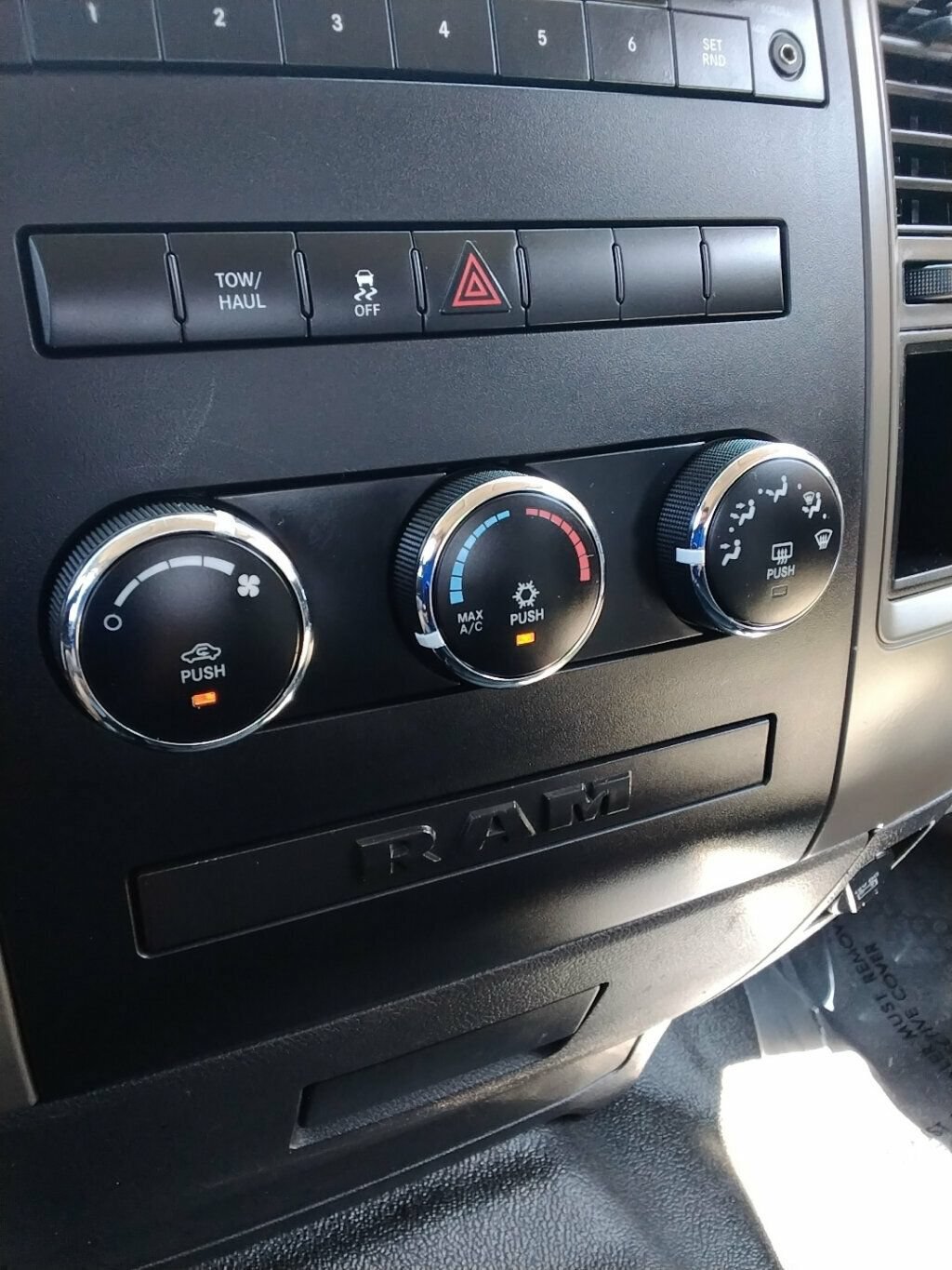 Used 2011 RAM 1500 ST w/ Protection Group AWD/4WD image 19