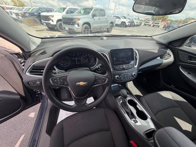 Used 2025 Chevrolet Malibu LT FWD image 11
