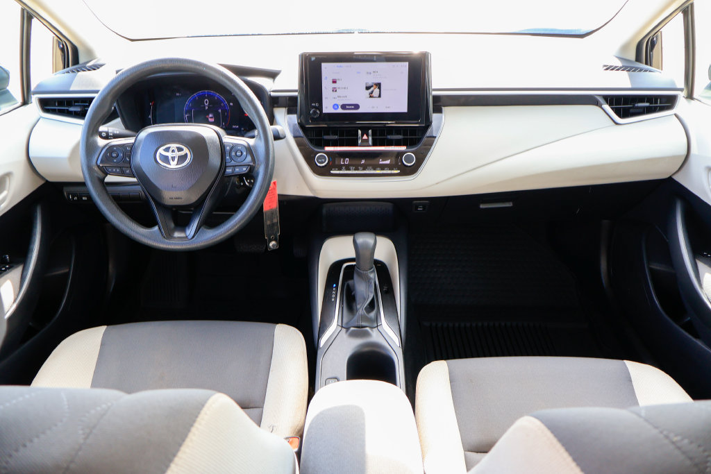 Used 2026 Toyota Corolla LE FWD image 8