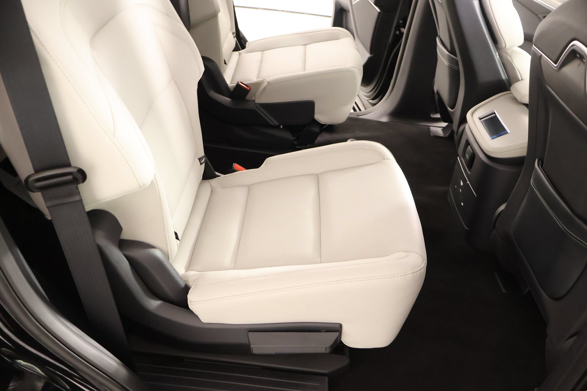 New 2026 Lincoln Navigator Premiere AWD/4WD image 15