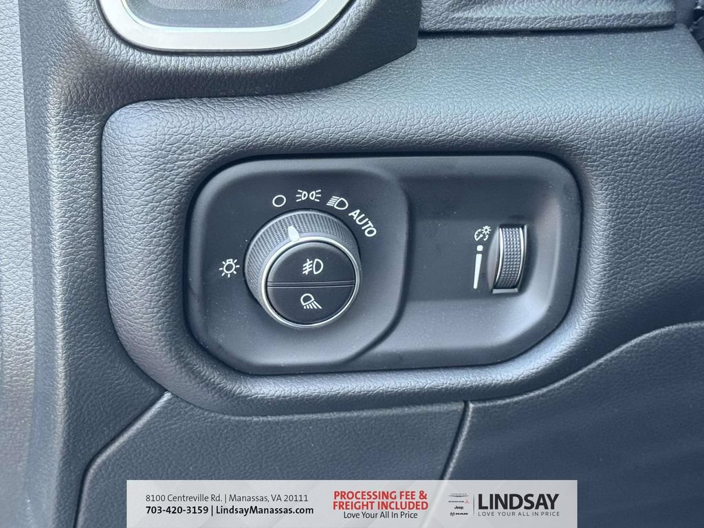 New 2026 RAM 3500 Big Horn AWD/4WD image 24