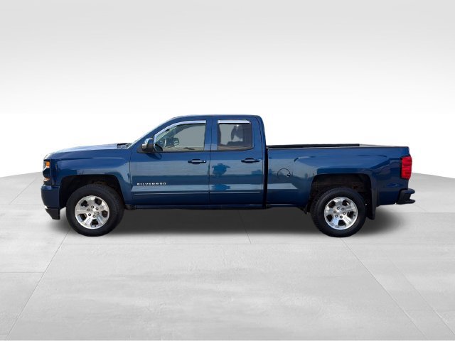 Used 2017 Chevrolet Silverado 1500 LT w/ All Star Edition AWD/4WD image 6
