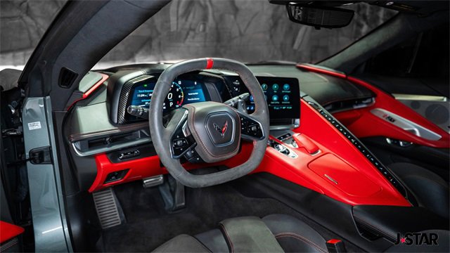 Used 2023 Chevrolet Corvette Stingray Premium Conv w/ Z51 Performance Package image 23