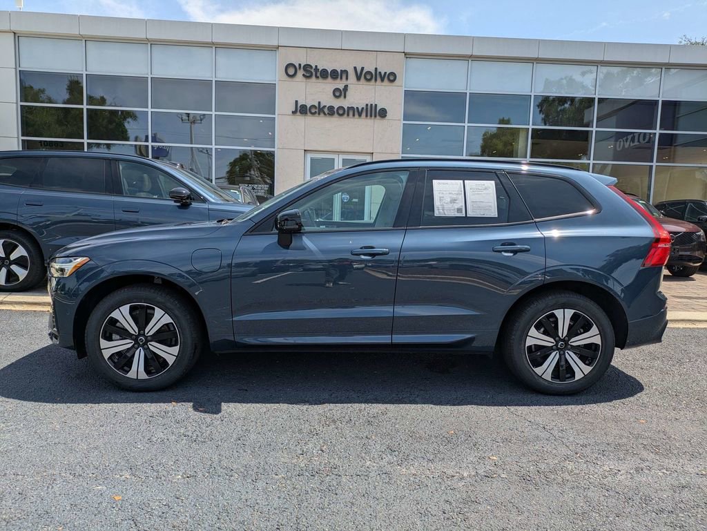 Certified 2024 Volvo XC60 T8 Plus w/ Protection Package Premier AWD/4WD image 3