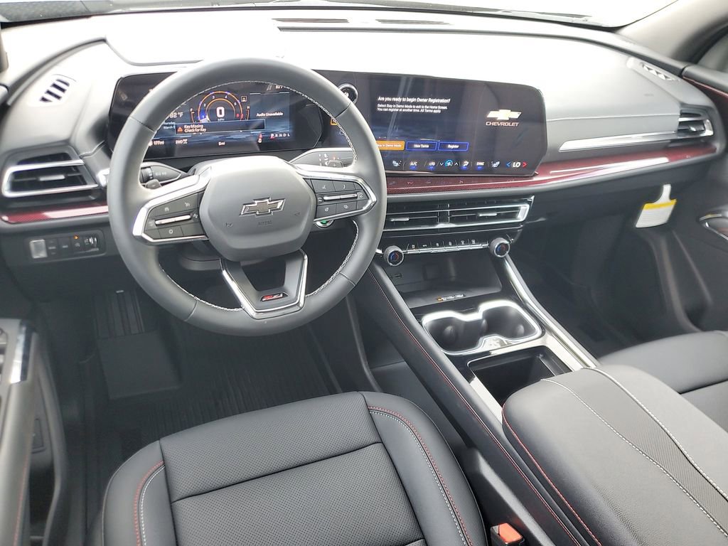 New 2026 Chevrolet Traverse Z71 w/ Driver Confidence Package image 14