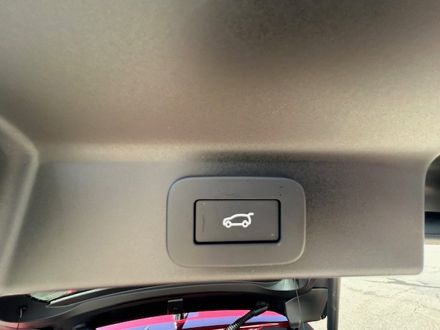 New 2025 Jaguar F-PACE R-Dynamic S image 18