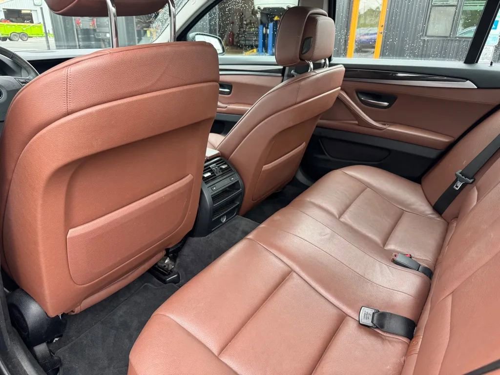 Used 2012 BMW 535i xDrive Sedan AWD/4WD image 6