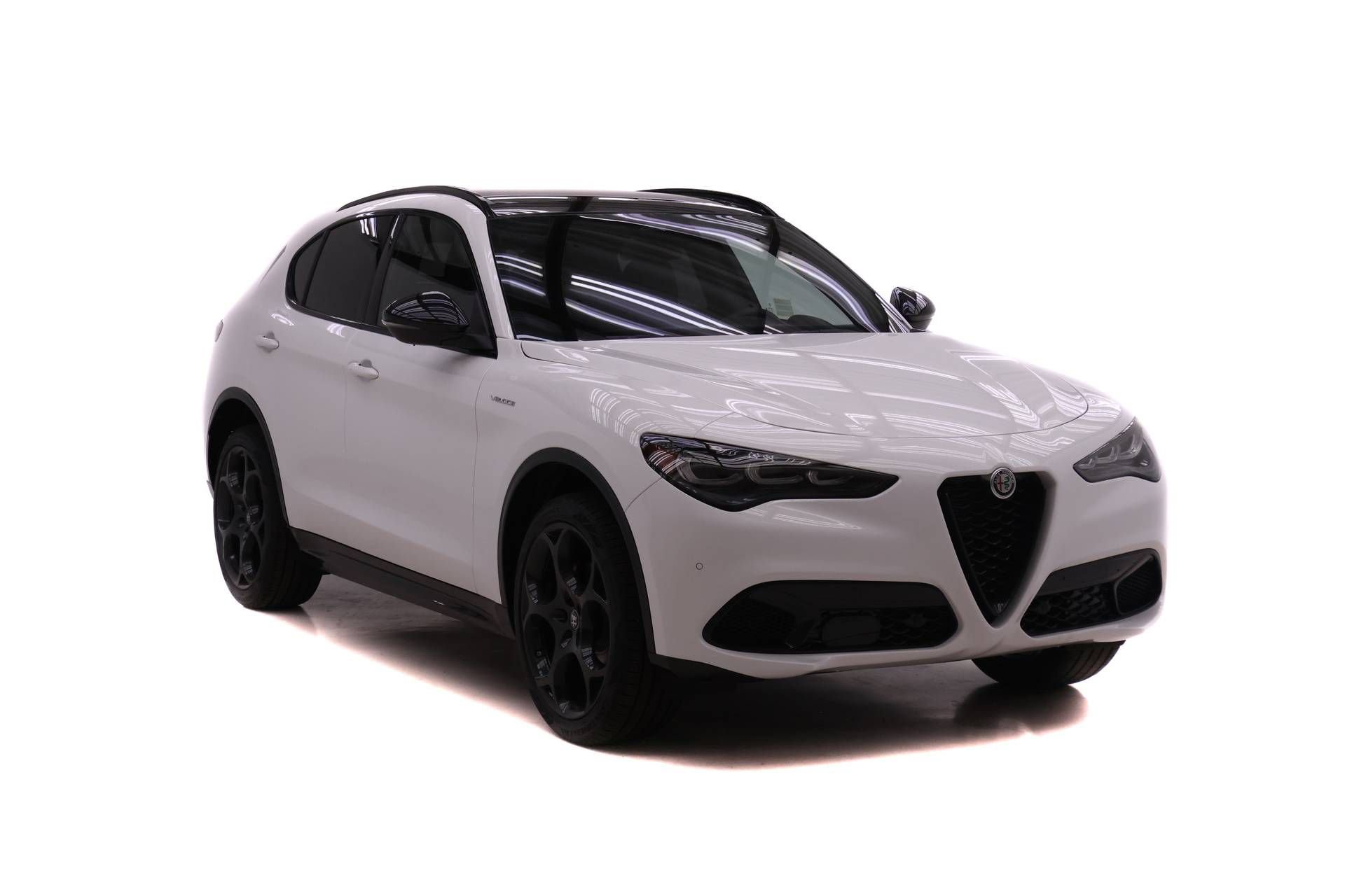 New 2026 Alfa Romeo Stelvio Sprint image 2