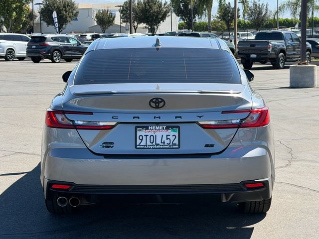 Used 2025 Toyota Camry SE AWD/4WD image 7