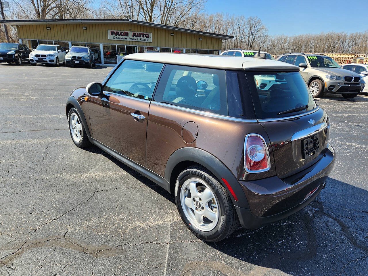 Used 2011 MINI Cooper Hardtop FWD image 3