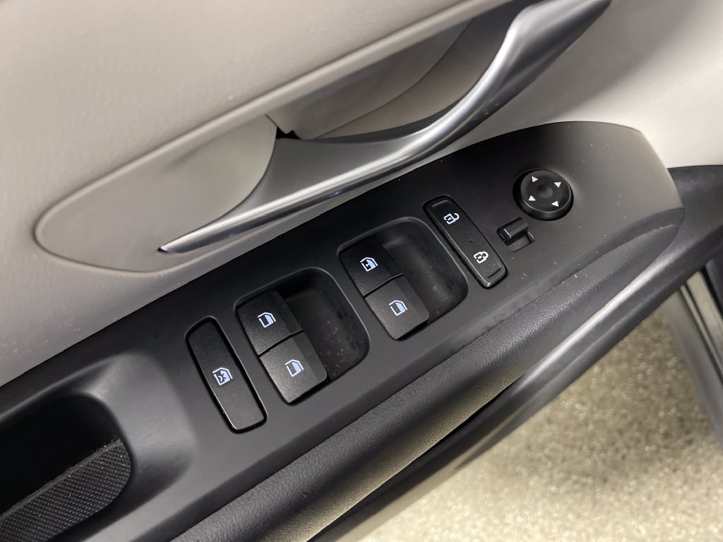 Certified 2024 Hyundai Tucson SE FWD image 19
