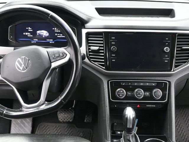 Used 2021 Volkswagen Atlas SEL Premium image 15
