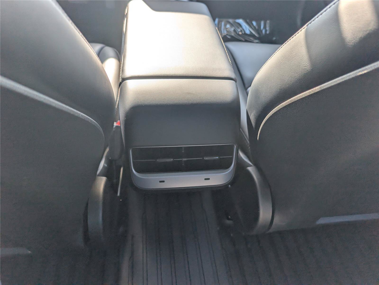 Used 2023 Tesla Model 3 Standard Range RWD image 19
