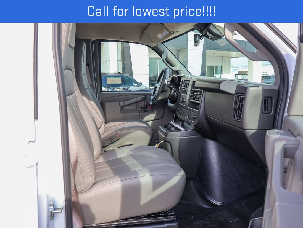New 2026 GMC Savana 2500 w/ Driver Convenience Package RWD image 20