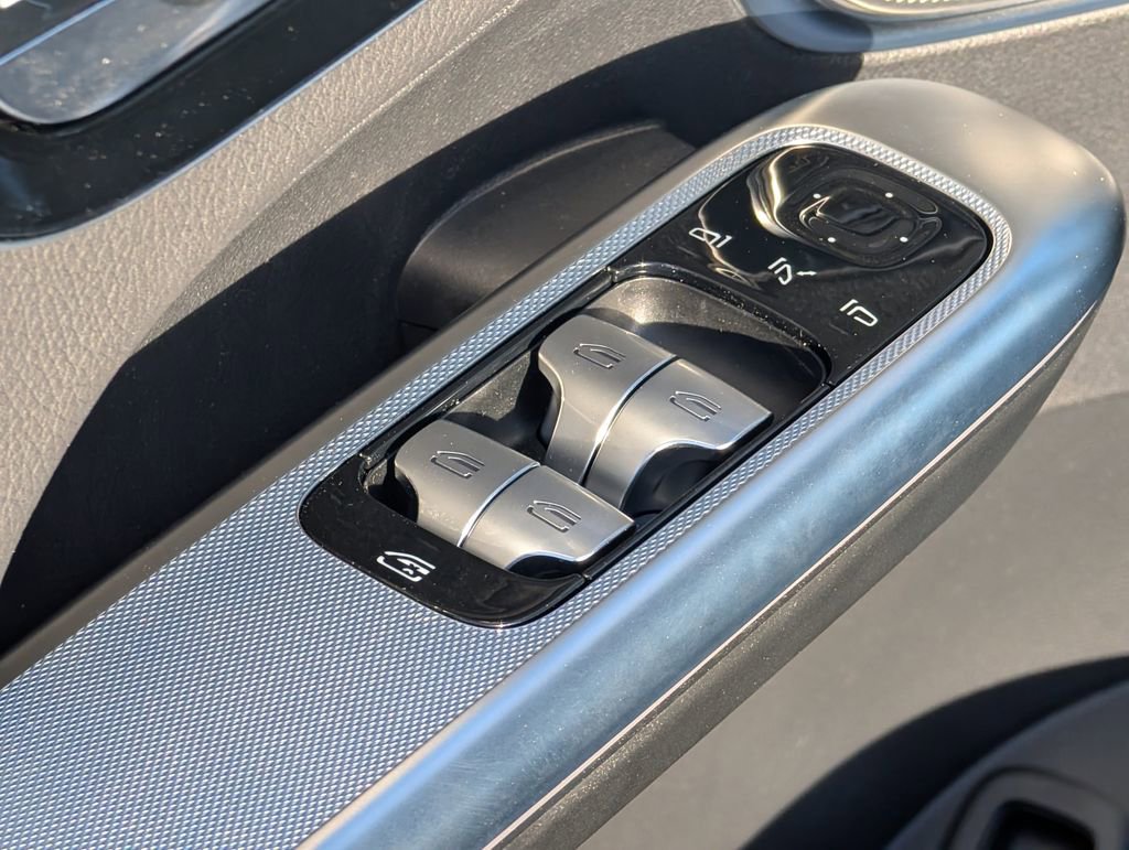 New 2026 Mercedes-Benz GLC 300 4MATIC image 24