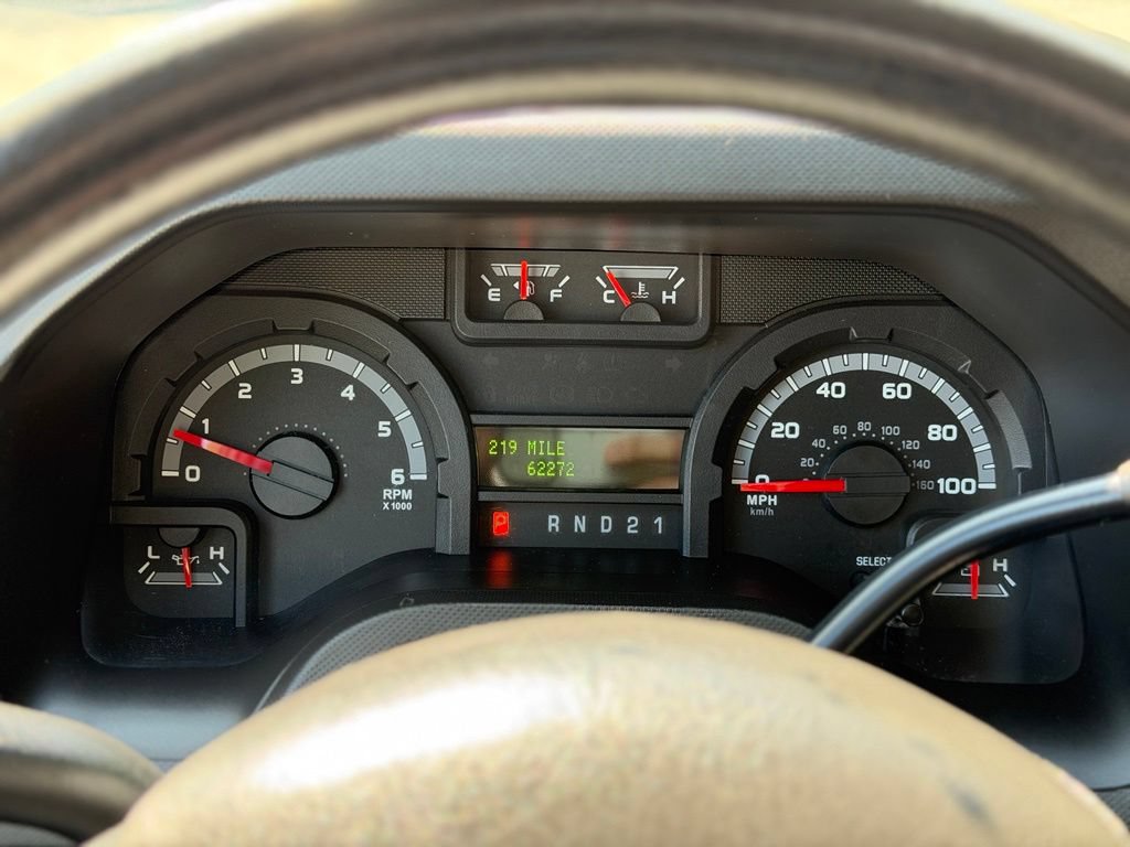 Used 2014 Ford E-350 and Econoline 350 XLT RWD image 13