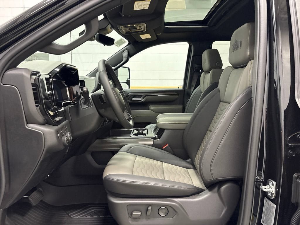 New 2026 Chevrolet Silverado 2500 ZR2 w/ ZR2 Bison Edition AWD/4WD image 18