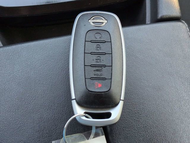 Used 2025 Nissan Rogue SV FWD image 35
