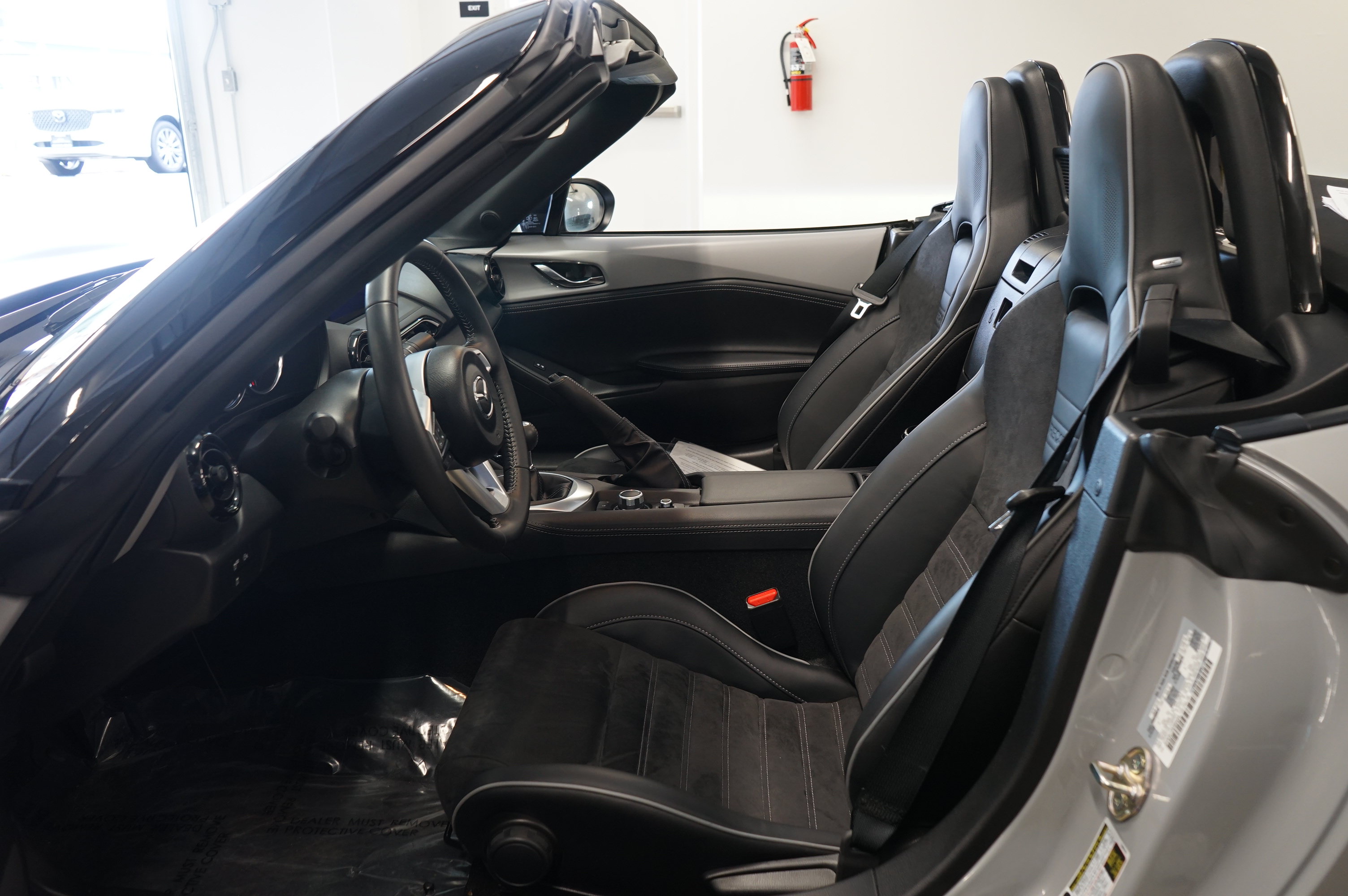 Used 2025 MAZDA MX-5 Miata Club w/ Brembo/BBS Recaro Package RWD image 14