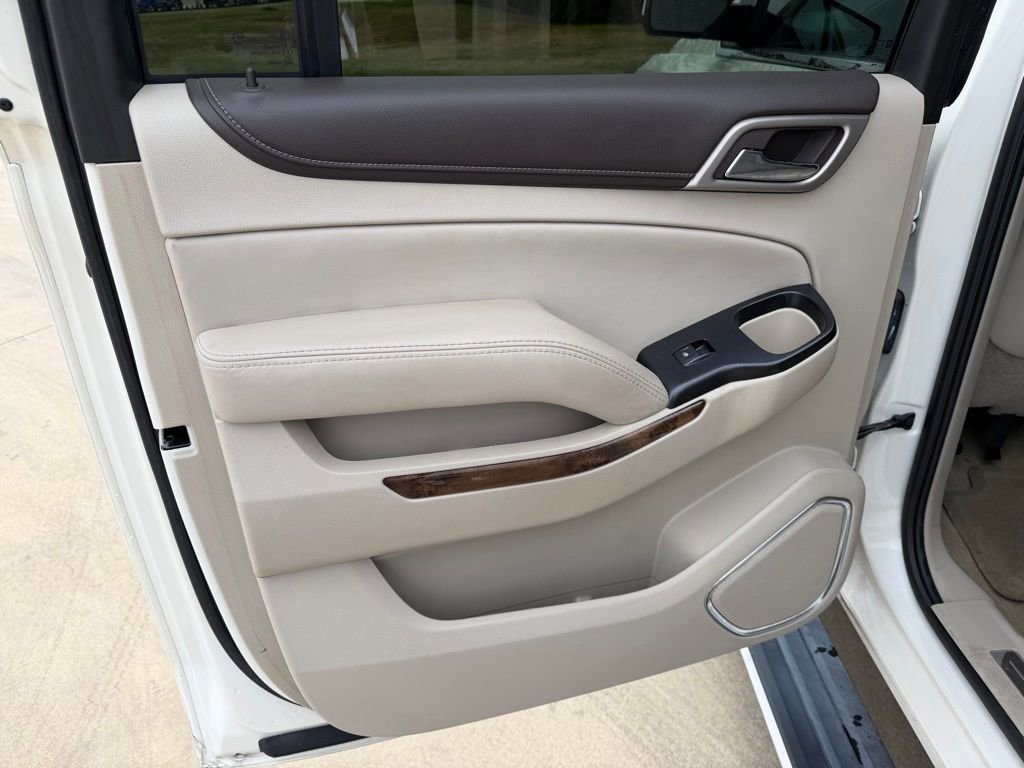 Used 2015 GMC Yukon XL Denali w/ Premium Package image 14