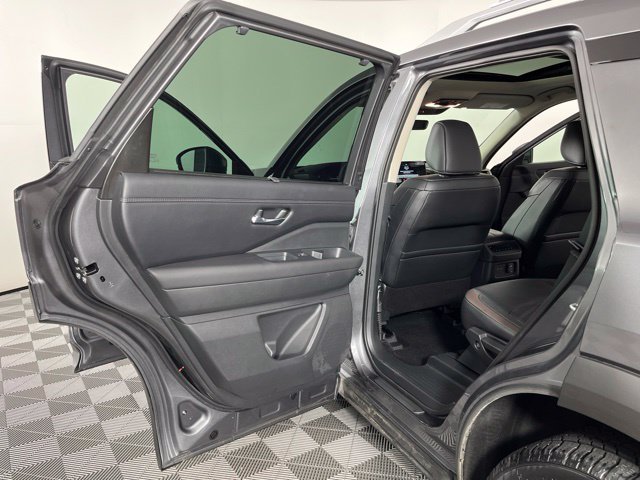 Used 2025 Nissan Pathfinder Platinum w/ Cargo Package FWD image 42