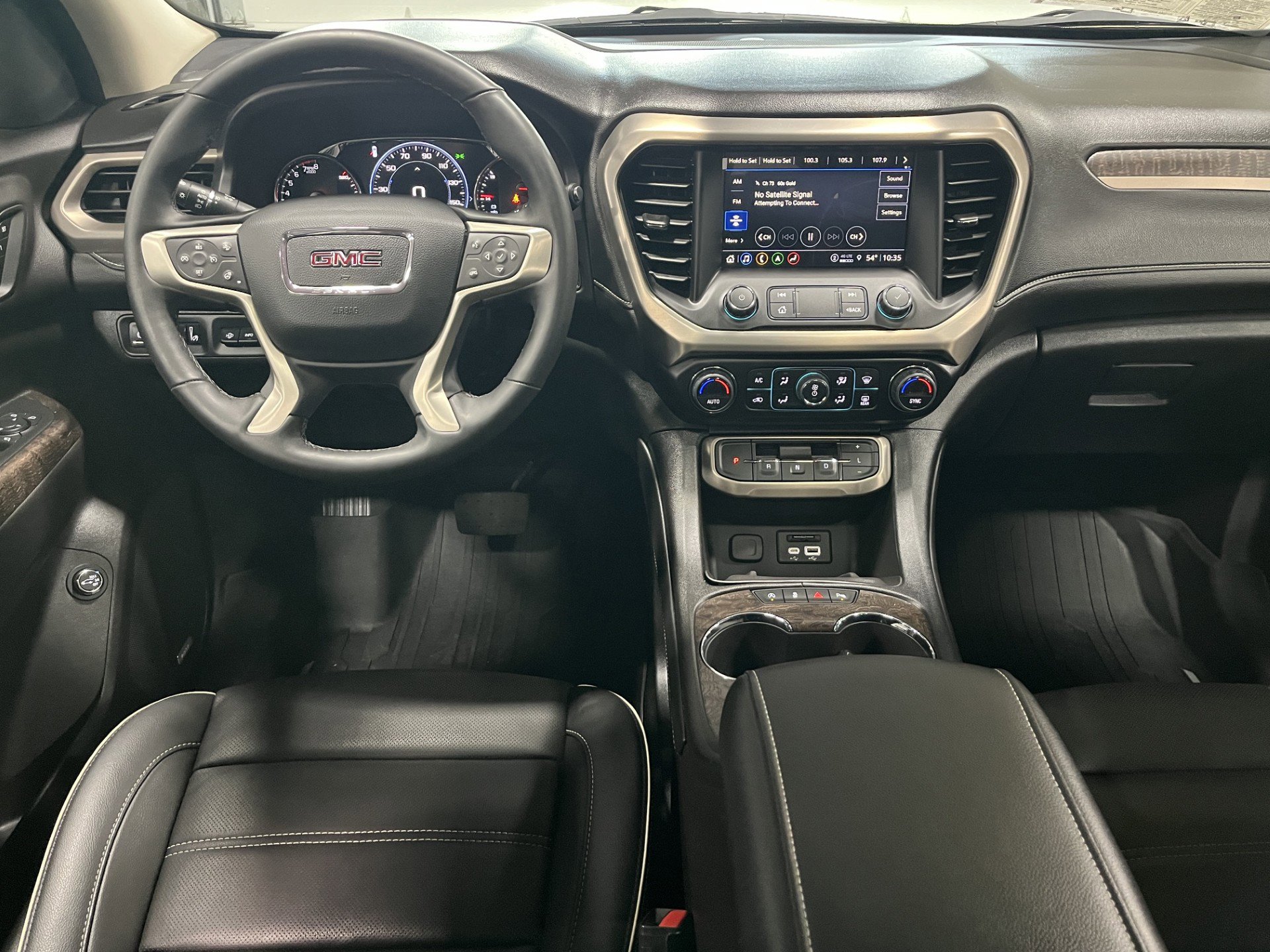 Certified 2023 GMC Acadia Denali w/ Black Diamond Edition AWD/4WD image 12