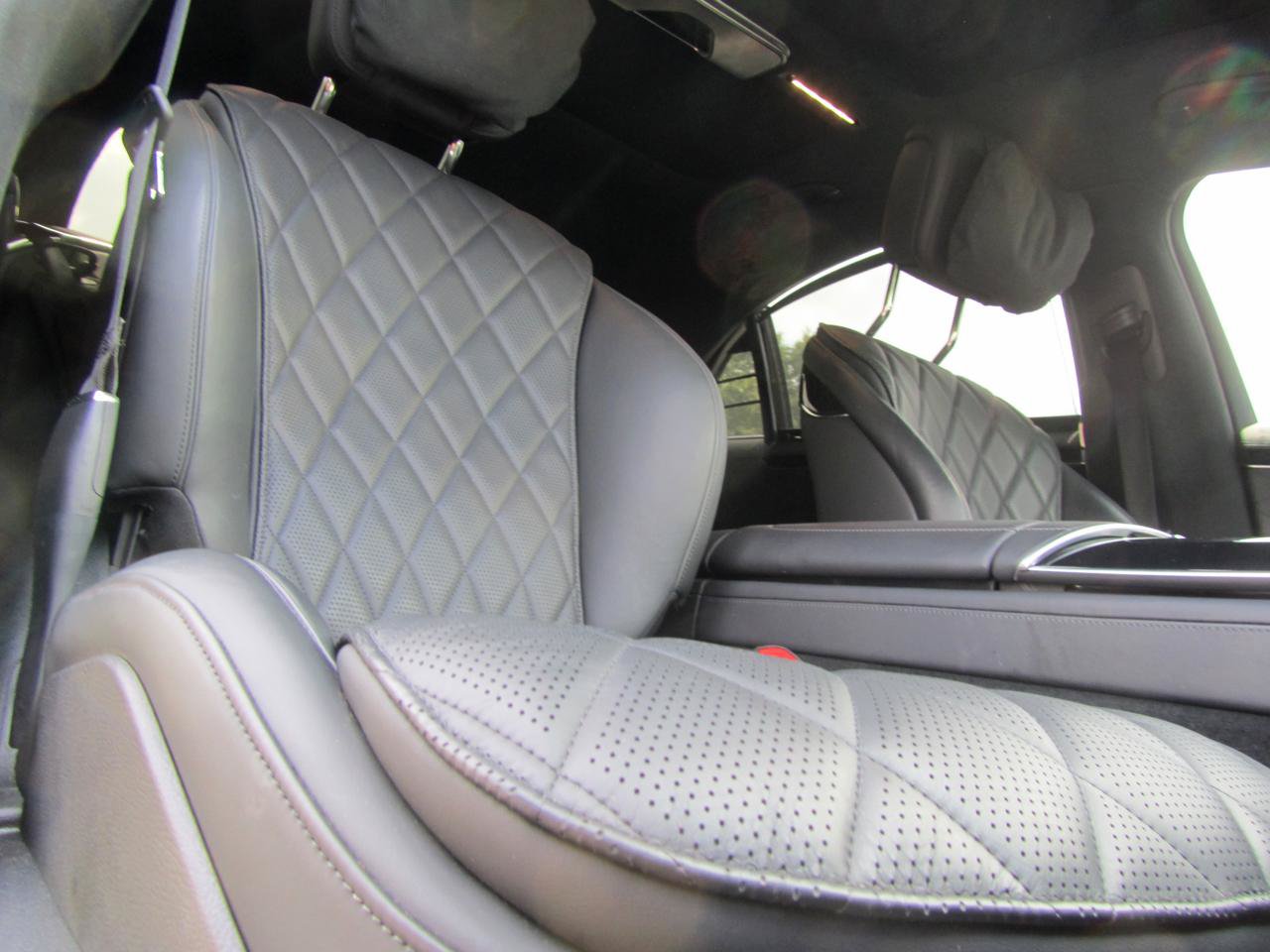 Used 2022 Mercedes-Benz S 580 4MATIC Sedan w/ AMG Line Package image 22