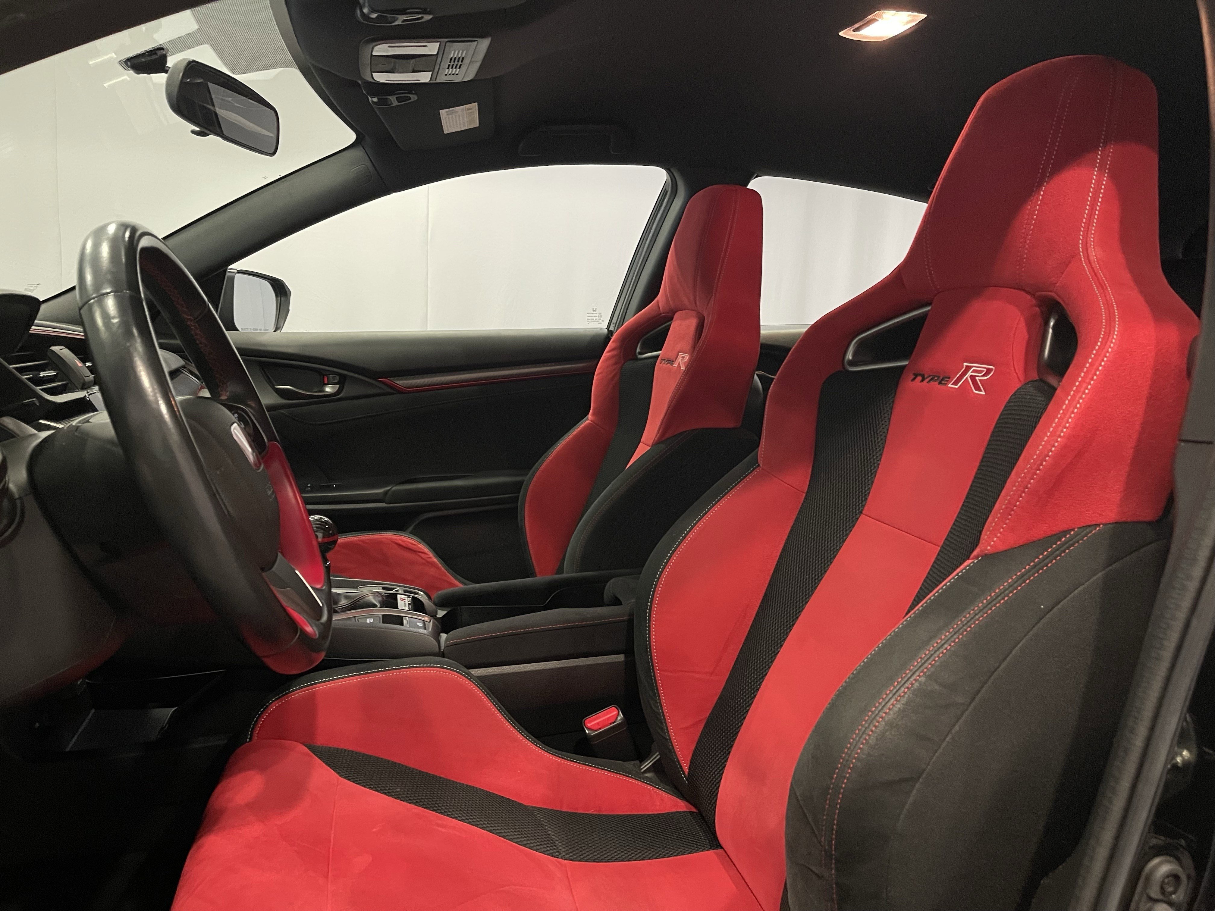Used 2018 Honda Civic Type R image 14