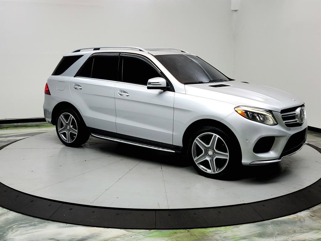Used 2016 Mercedes-Benz GLE 400 4MATIC w/ Driver Assistance Package image 3