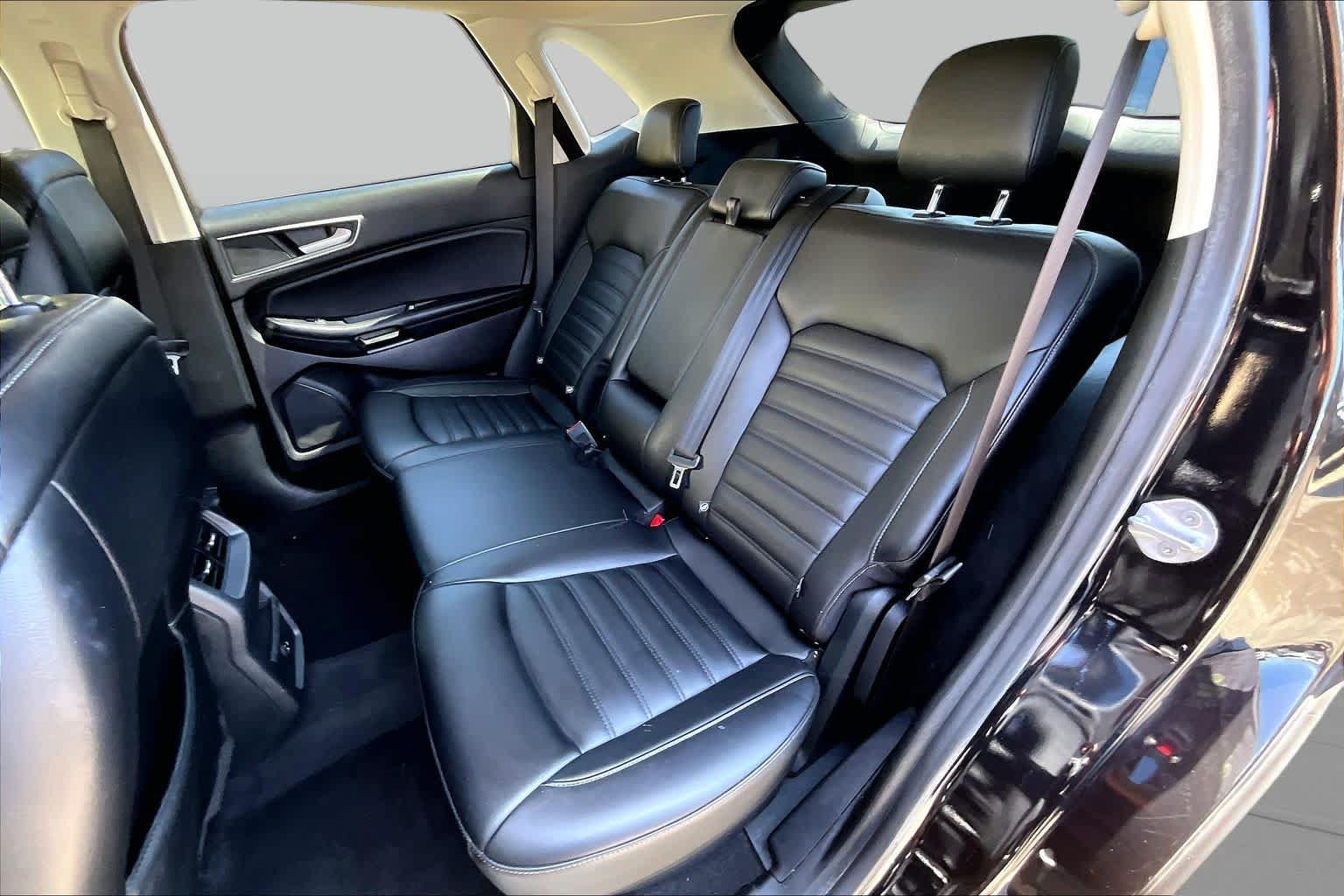 Used 2022 Ford Edge SEL AWD/4WD image 21