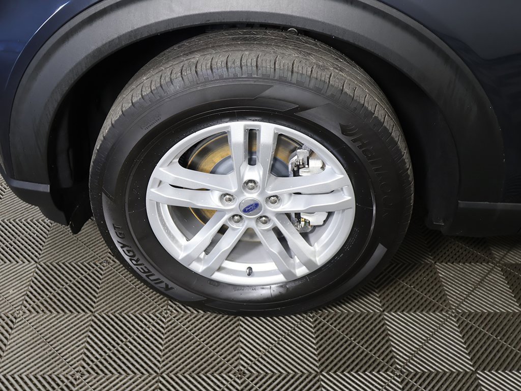 Used 2022 Ford Explorer XLT image 17