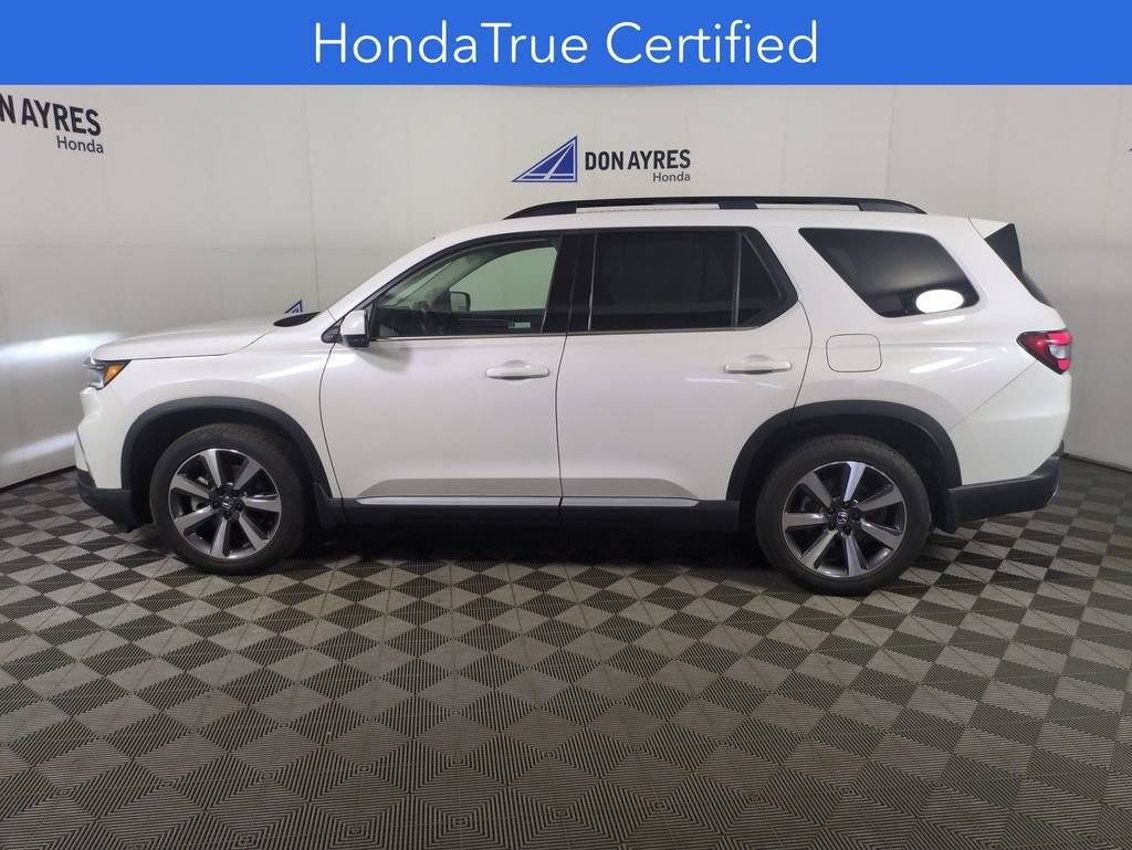 Certified 2023 Honda Pilot Elite image 2