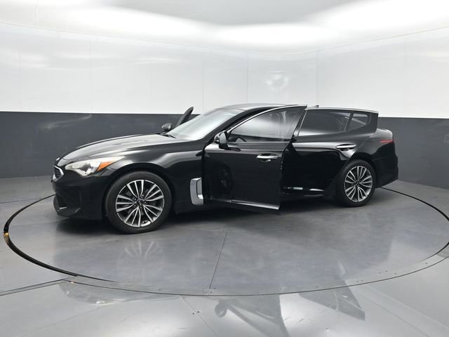 Used 2019 Kia Stinger RWD image 38