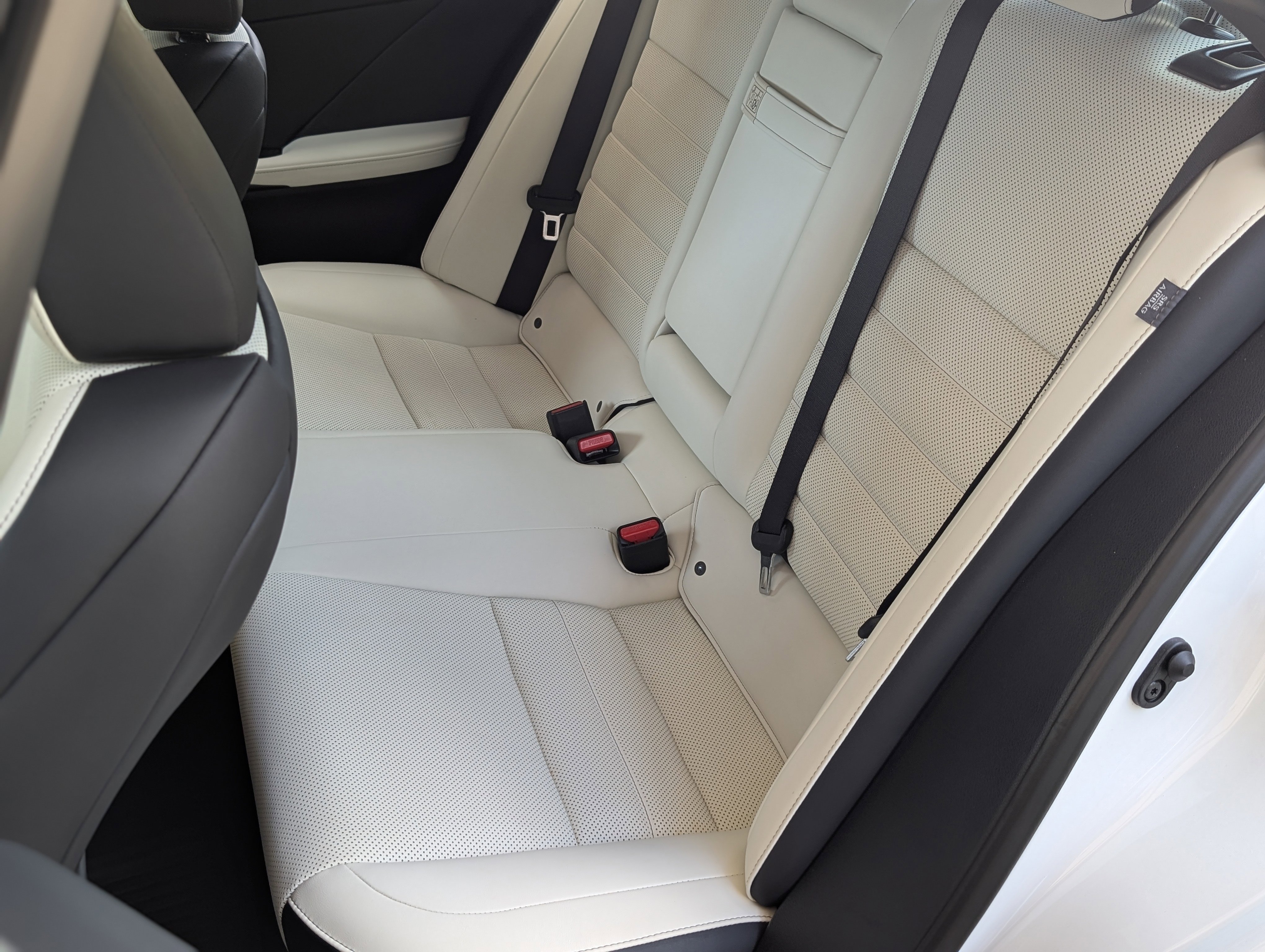 Used 2025 Lexus IS 350 F Sport RWD image 18