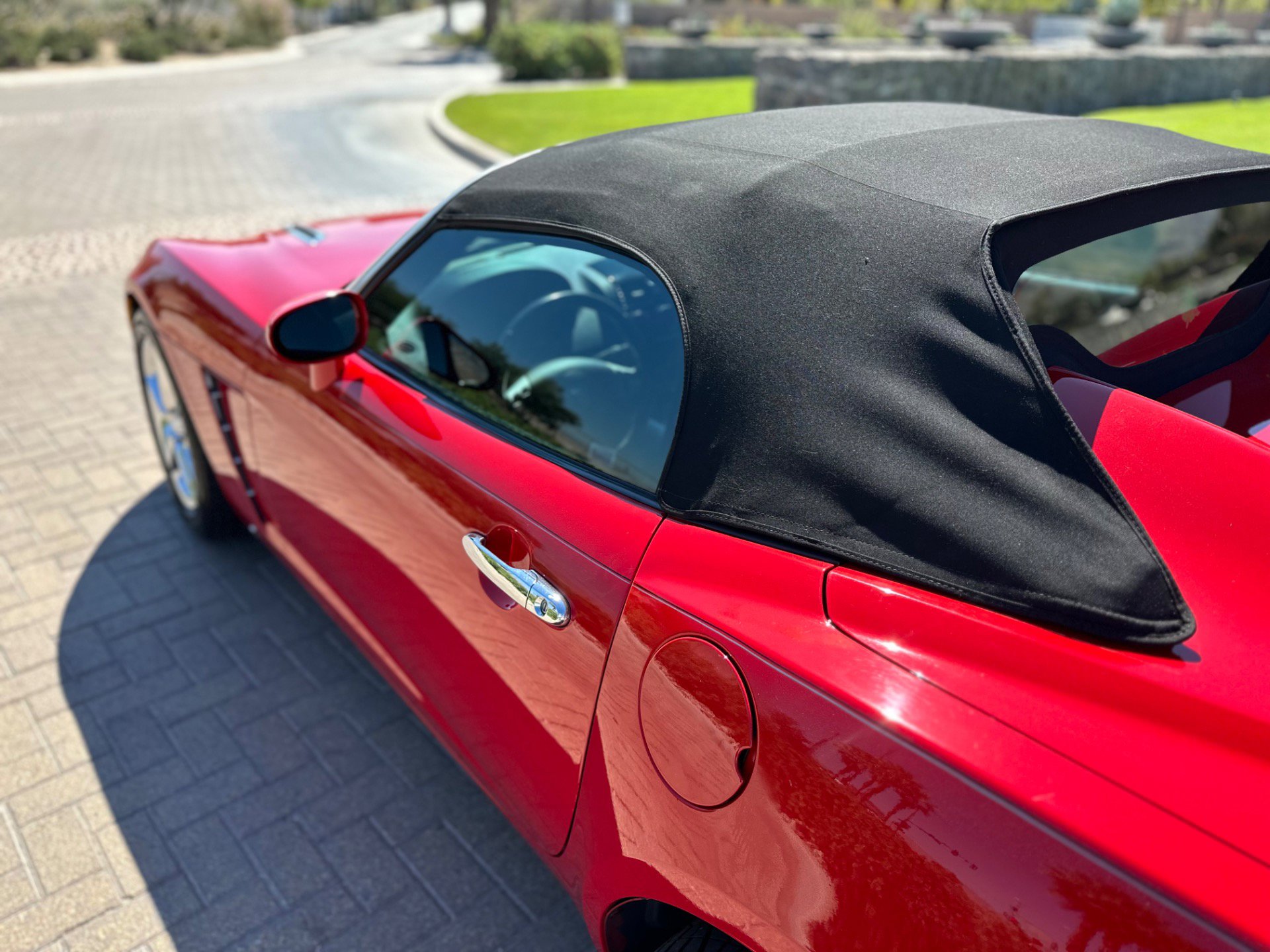 Used 2008 Saturn Sky Red Line RWD image 16