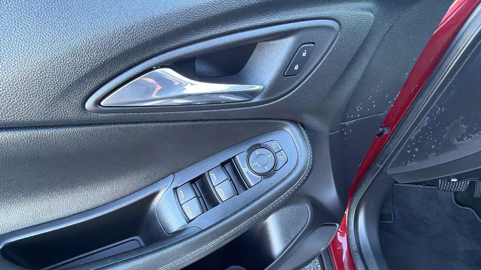 Certified 2023 Buick Encore GX Select image 19