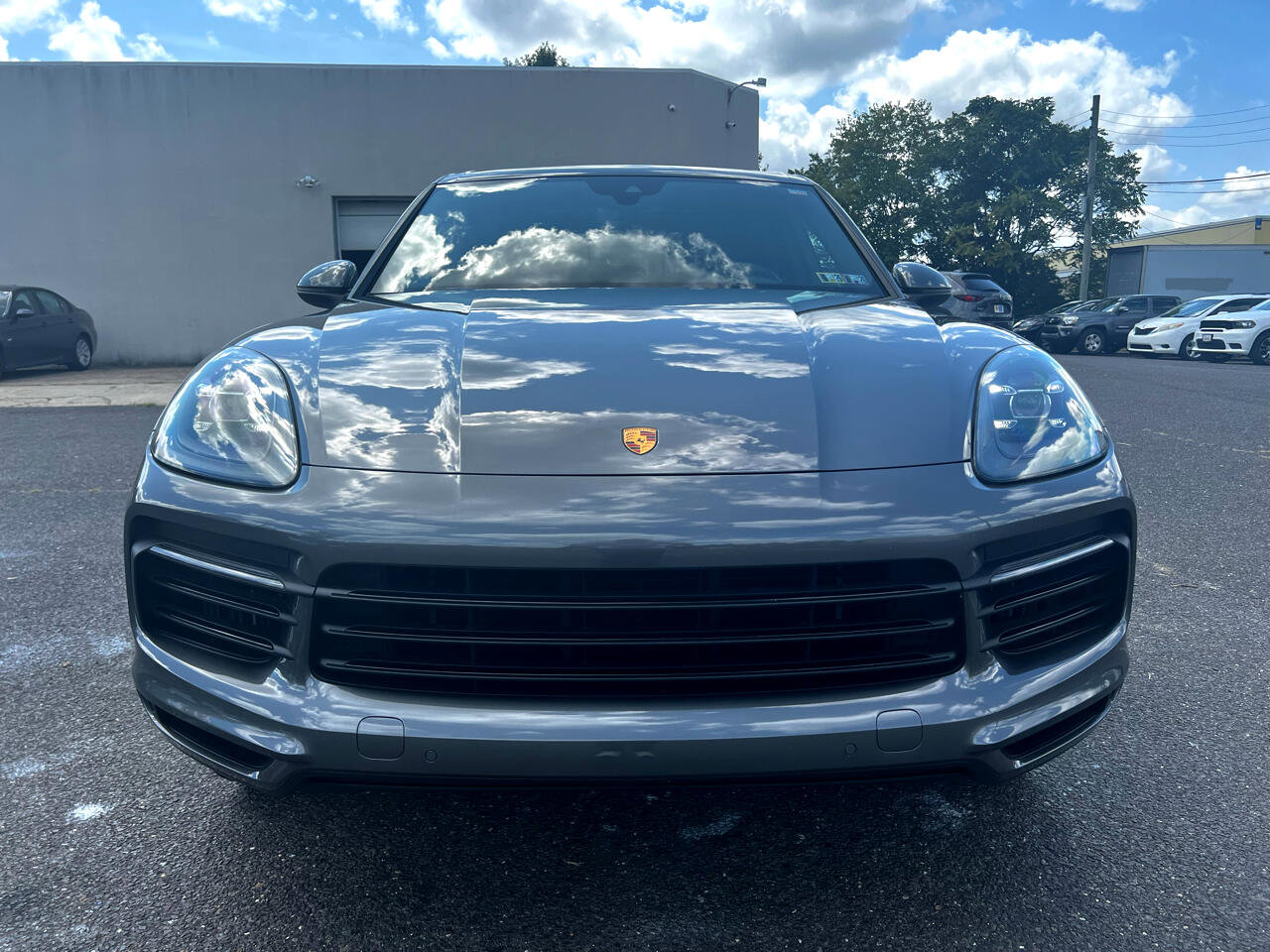 Used 2021 Porsche Cayenne image 2