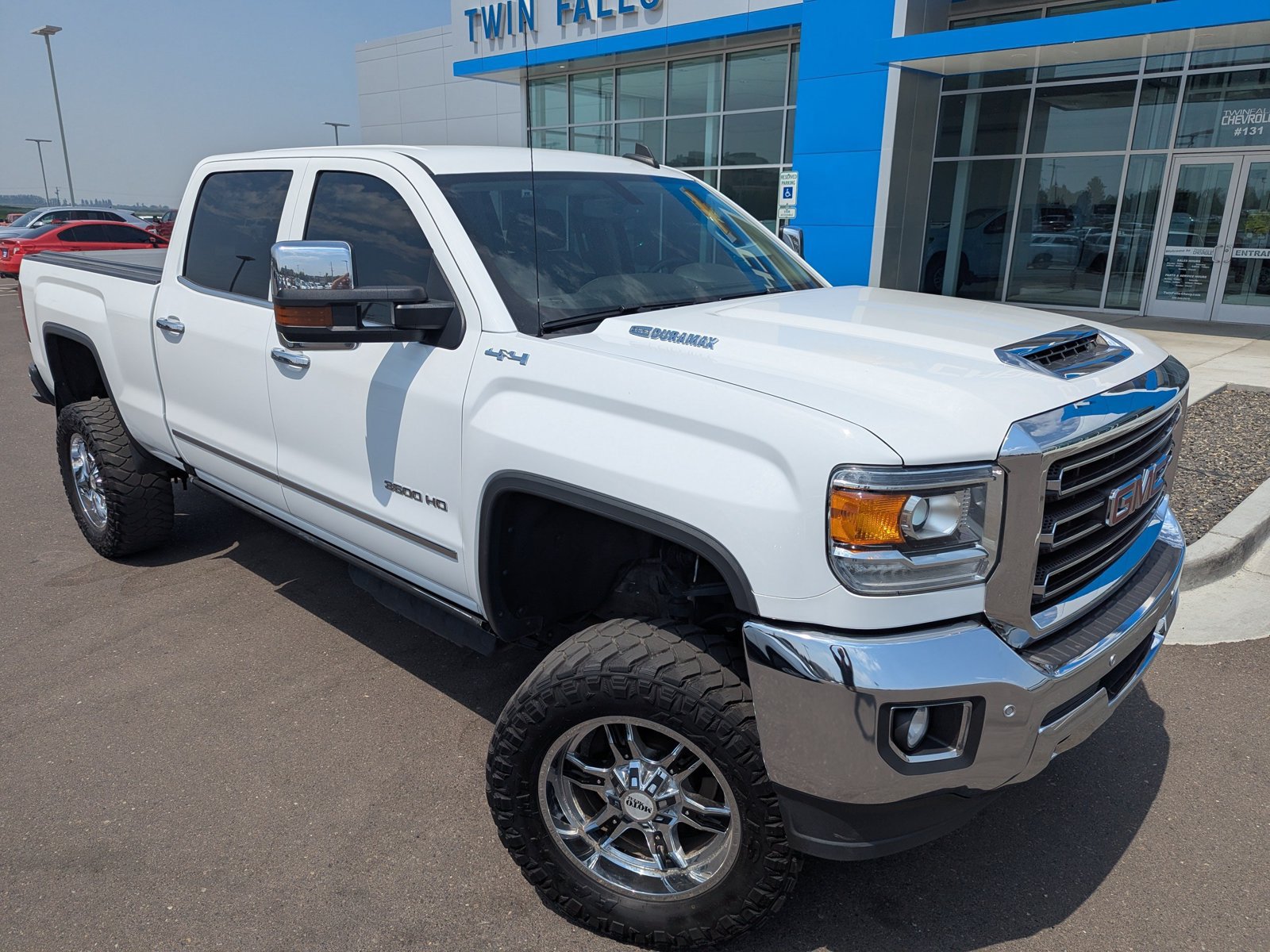 Used 2017 GMC Sierra 3500 SLT w/ Duramax Plus Package AWD/4WD image 3