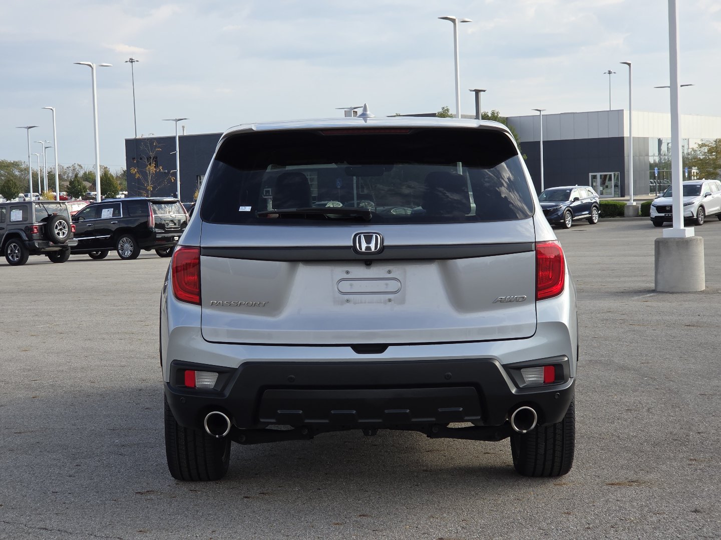 Used 2023 Honda Passport EX-L image 17